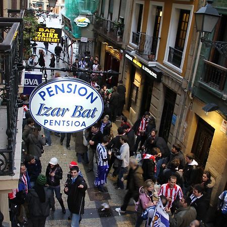 سان سيباستيان Pension Izar Bat المظهر الخارجي الصورة