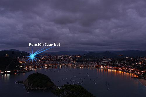 سان سيباستيان Pension Izar Bat المظهر الخارجي الصورة
